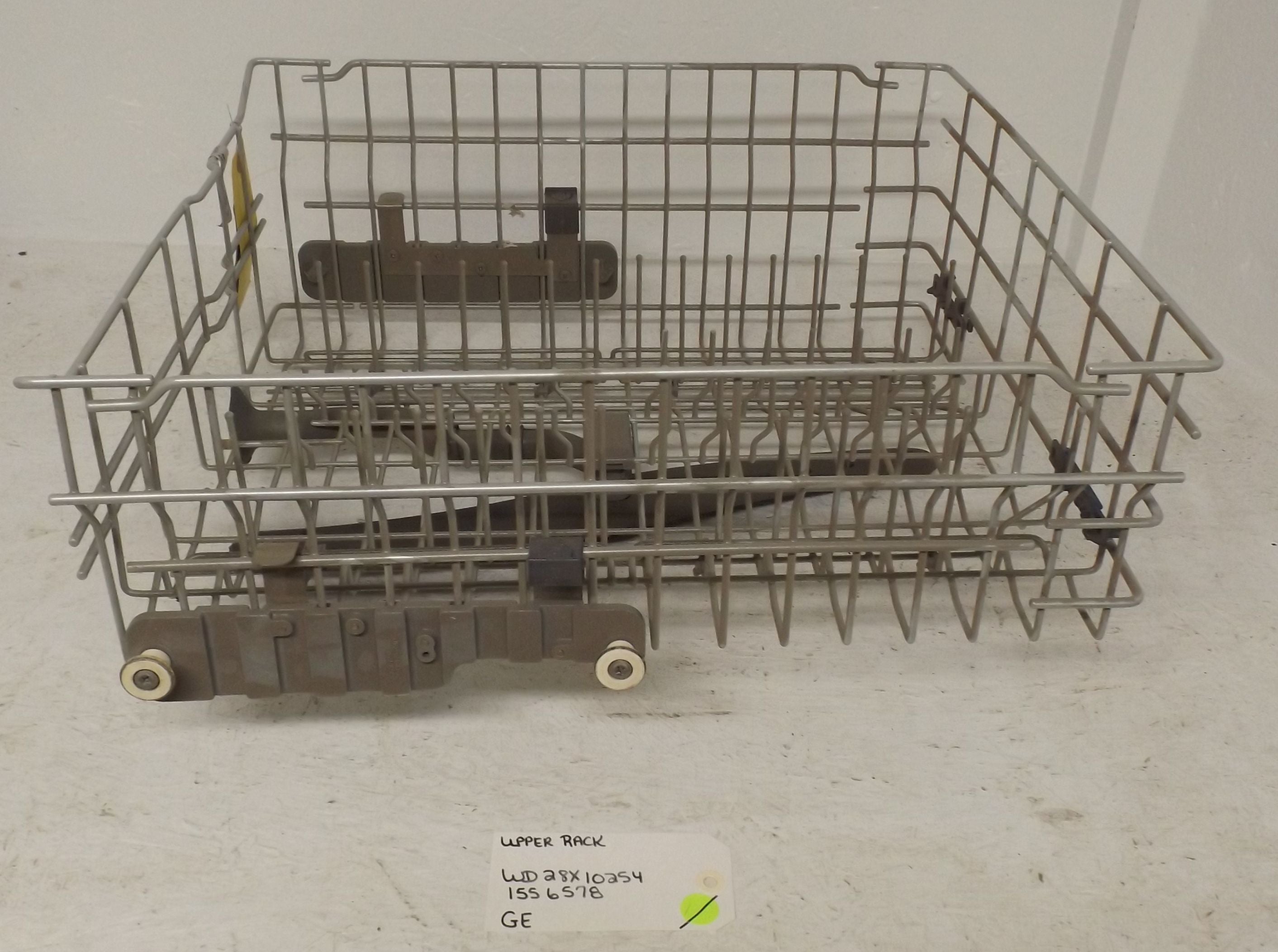 GE DISHWASHER WD28X10254 1556578 UPPER RACK (USED) GE DISHWASHER WD28X10254 1556578 UPPER RACK (USED)